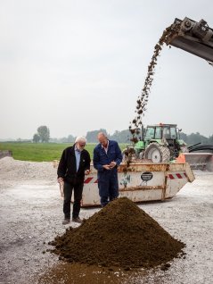 Vaste fractie mengen met bagger